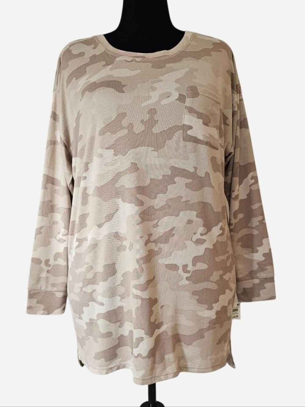 JENNI Intimates Women's Soft Long Sleeve Toffee Candy Camo Tunic Top. Size L